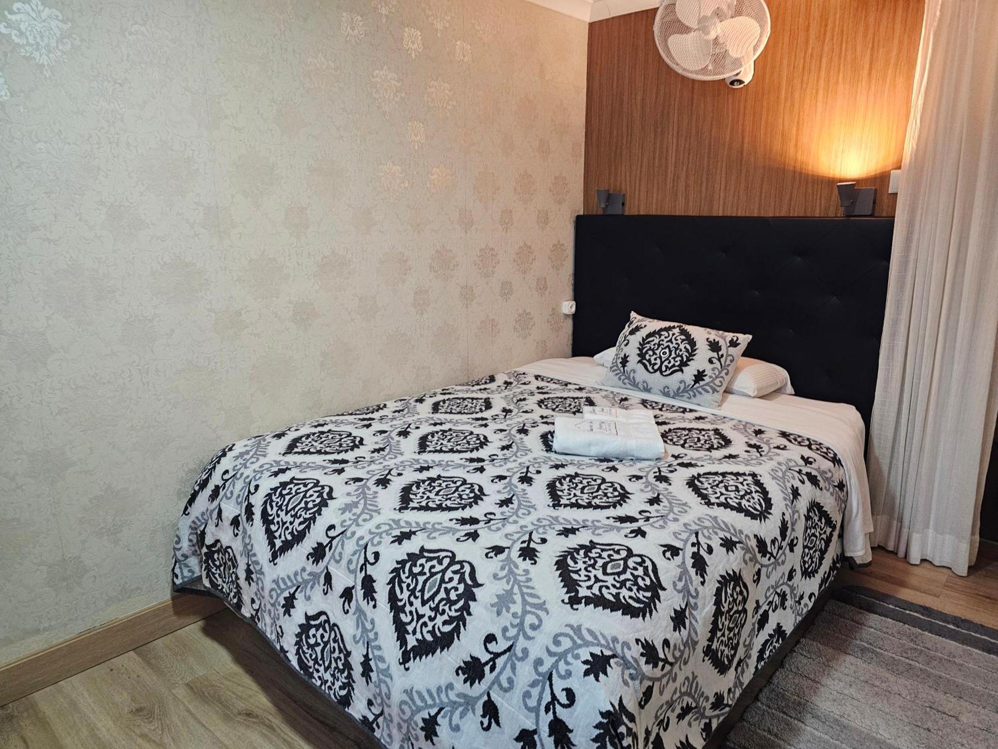 Guest house Charme Da Graca - Lisbon
